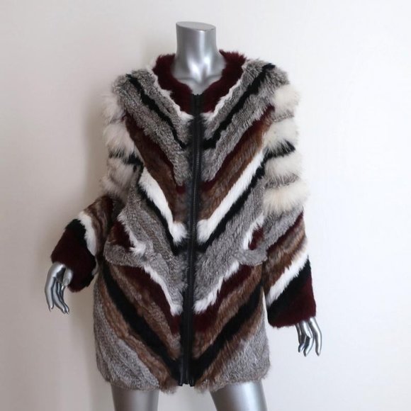 Elizabeth and James Tarra Chevron Fur Coat AS SEEN ON KENDALL JENNER - Picture 4 of 5